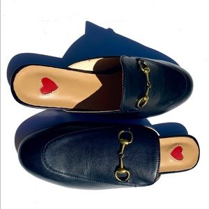 Black Vero Cuoio Open back Mules size 8M